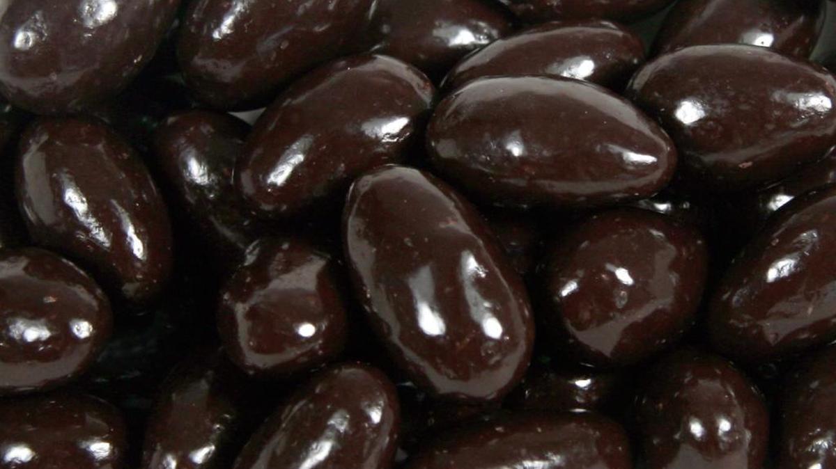 GKI Foods Dark Chocolate Almonds