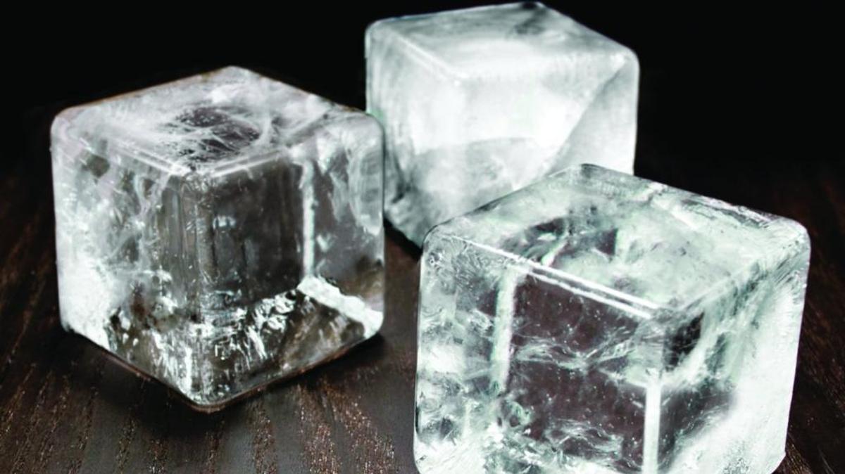 Giant ice cubes: A food trend that should melt away.