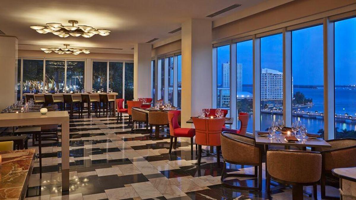 
15th & Vine: Table 62, second from right, has a view of Biscayne Bay and the Viceroy Hotel’s pool and patio.
