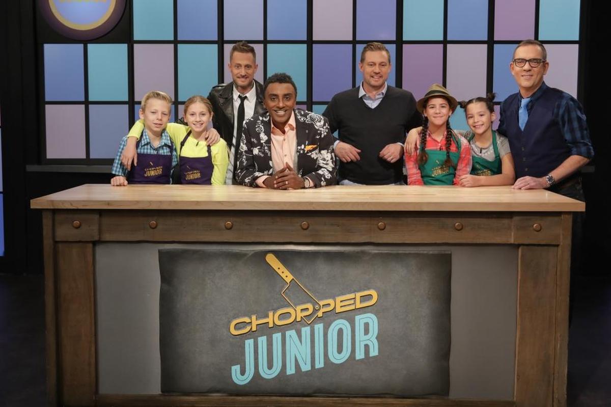 Amelia and Catalina Frías cooked for judges Michael Voltaggio (left to right), Marcus Samuelsson and Brian Voltaggio on the Food Network show hosted by Ted Allen.