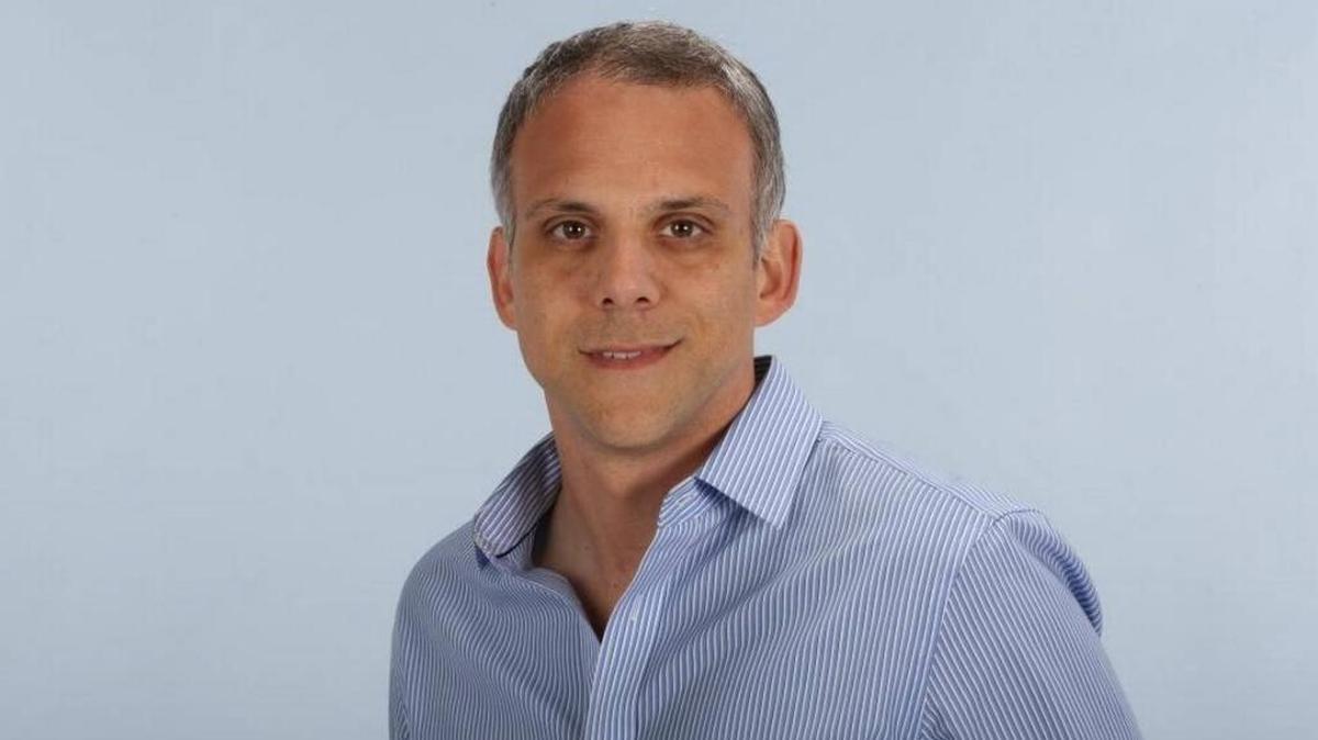 Miami Herald Food Editor Carlos Frías