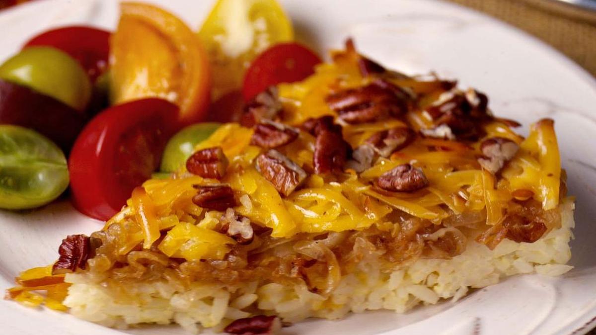 Rice-onion tart.