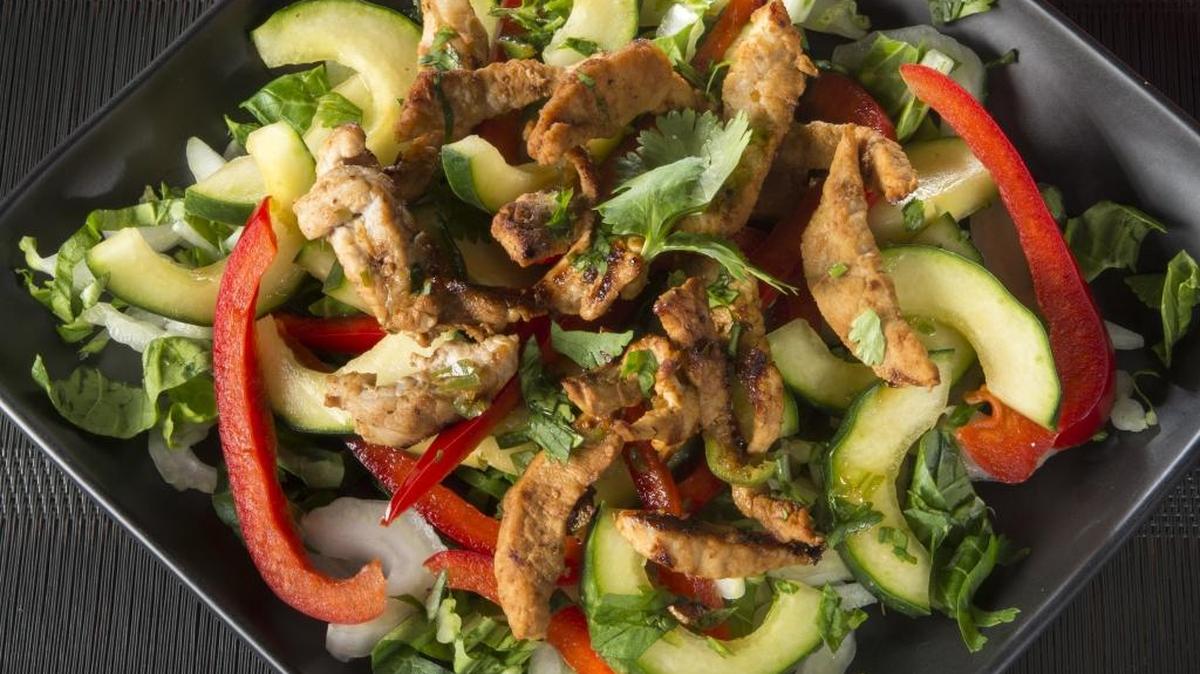 
A light and flavorful stir-fry/salad combination. 
