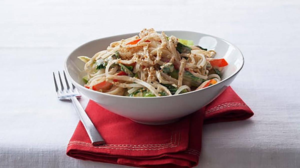 Asian rice noodles with vegetables.
