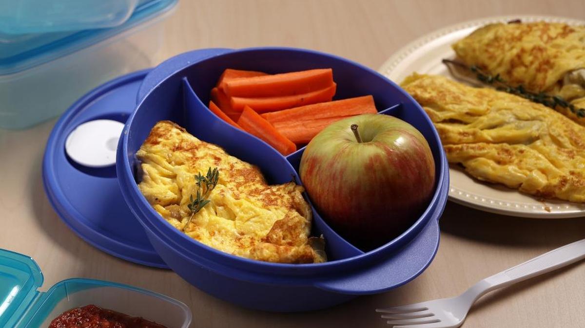 While all your co-workers are bored with their packed sandwiches, you’ll be feasting on eggs for lunch.
