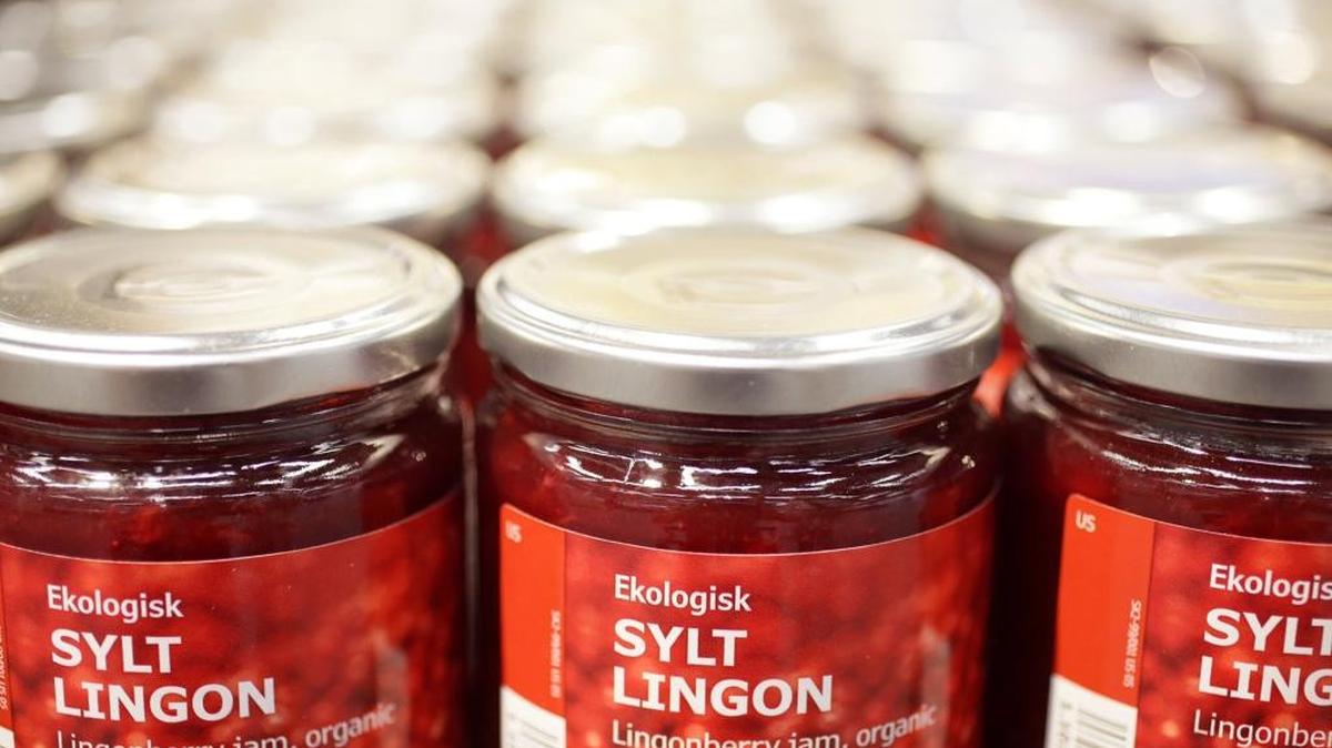 
Lingonberry jam at Ikea.
