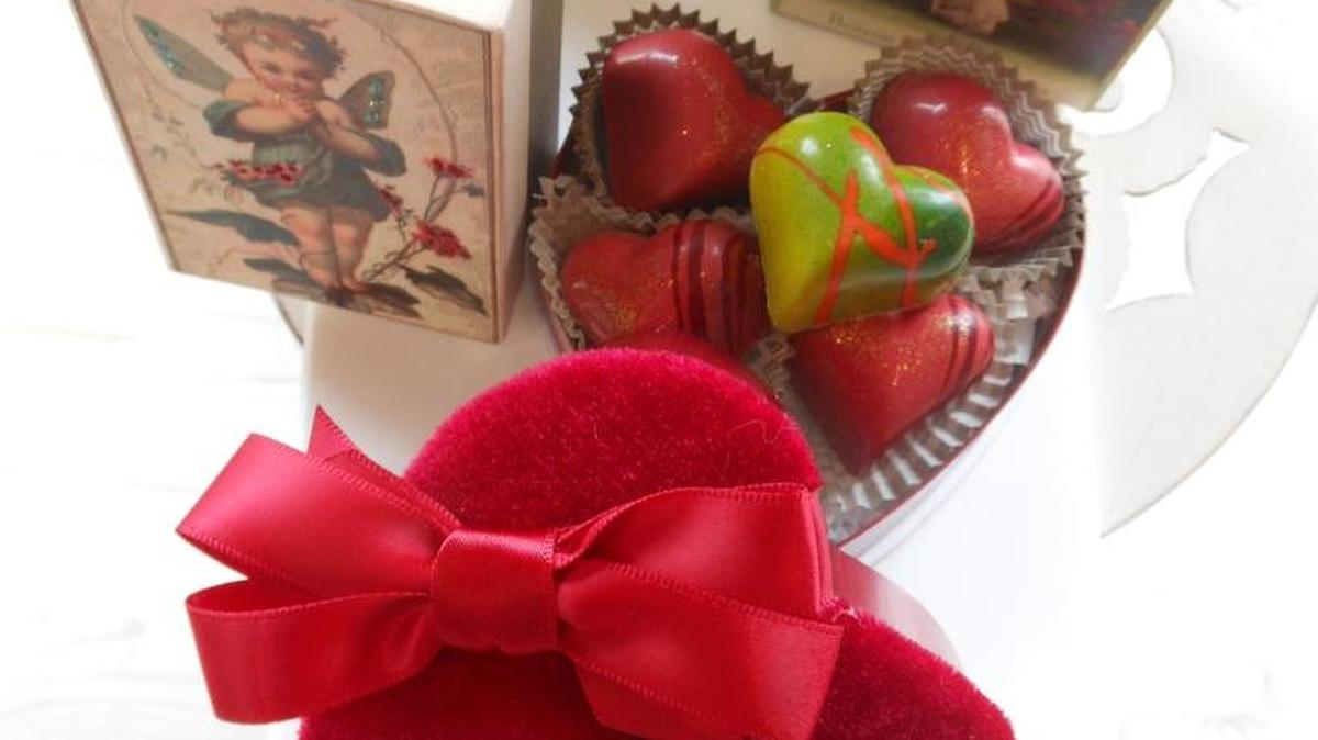For Valentine’s Day, Beacon Hill Chocolates in Miami offers heart-shape candy and boxes.