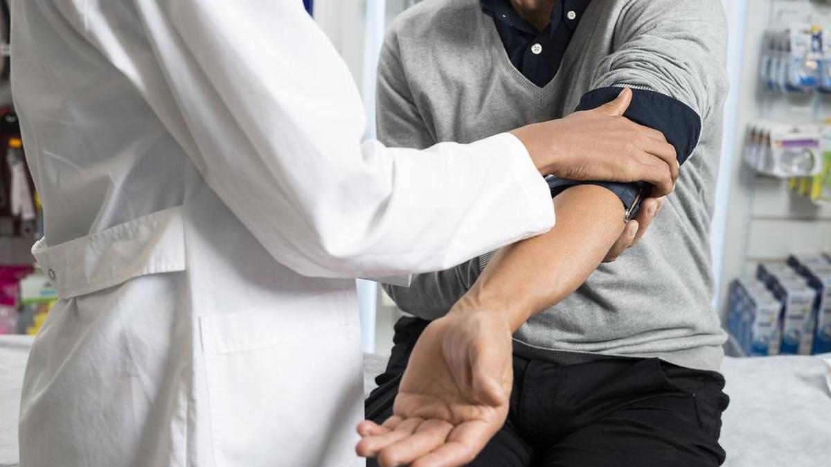 An analysis of seven years of death rates in people aged 45 to 64 suggests the increase in insurance coverage with the Affordable Care Act lead to a decline in deaths from heart attacks and other heart disease.
