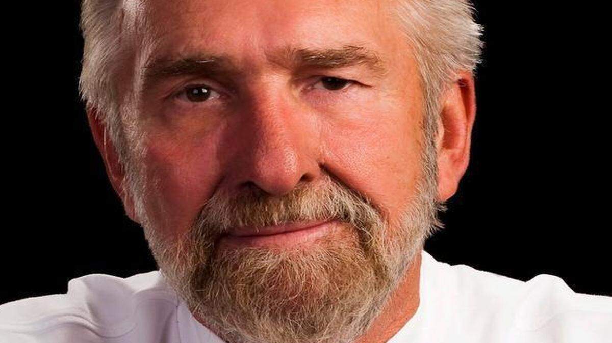 
Gil Thelen retired as president and publisher of The Tampa Tribune in 2006 after serving as executive editor from 1998 to 2003. He is one of more than 230 PDF Parkinson’s Advocates in Research. 
