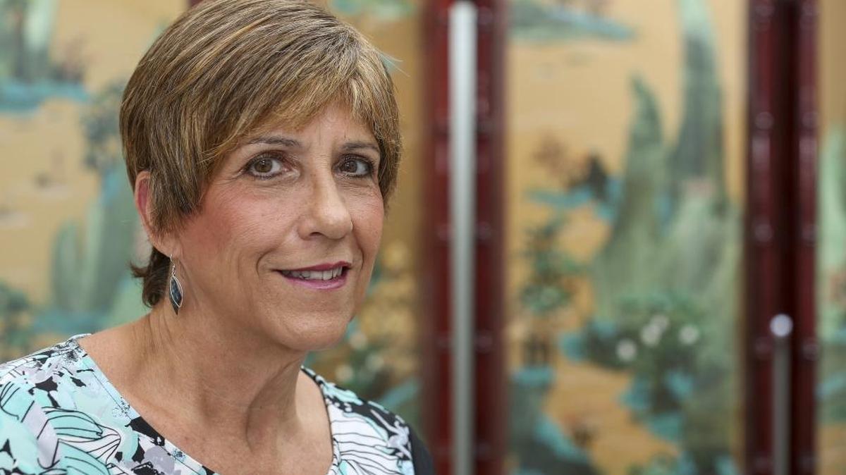 Donna Robinson, 59, was diagnosed with stage four pancreatic cancer in July 2014 and underwent an eight hour surgery at the Sylvester Comprehensive Cancer Center to remove her nine centimeter tumor. Now Robinson is returning to a normal life, where she rides her bike and plays pickleball with her friends.