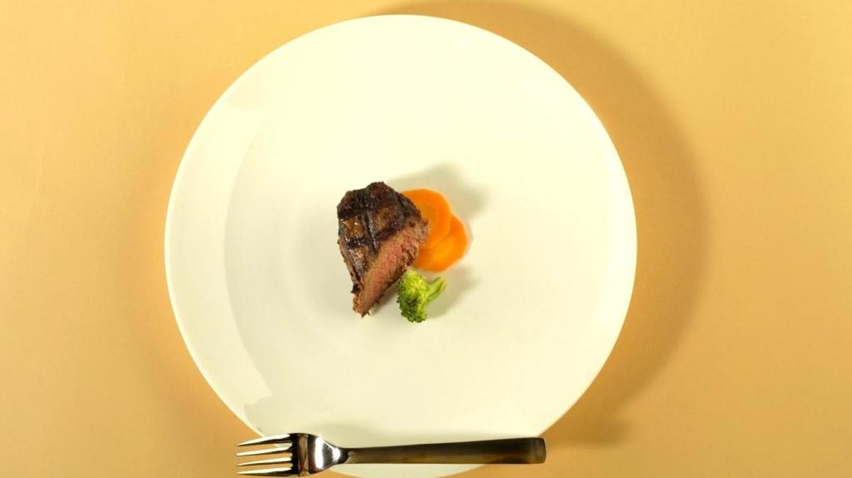 A new study confirms what others have also discovered: Cutting down on calories impacts cell-aging and leads to slower aging -- at least in mice.