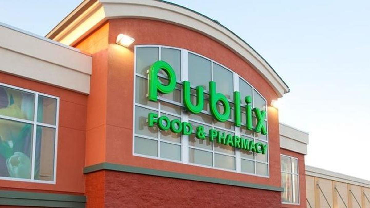 Publix announced that it will no longer require fully vaccinated shoppers and workers to wear facial coverings starting May 15, 2021.
