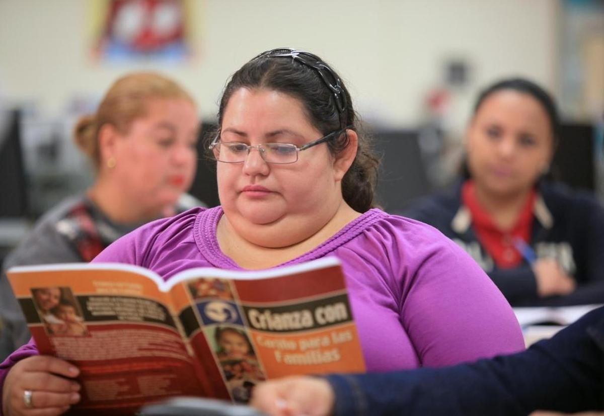Teresa Cubia during an Amigos for Kids parenting session to help parents learn how to become better parents, held at Shenandoah Elementary on Thursday, October 26, 2017.