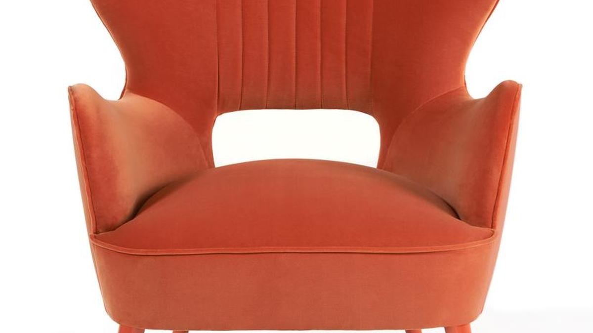 Munna, from Portugal, offers a contemporary twist on Mid-Century style.