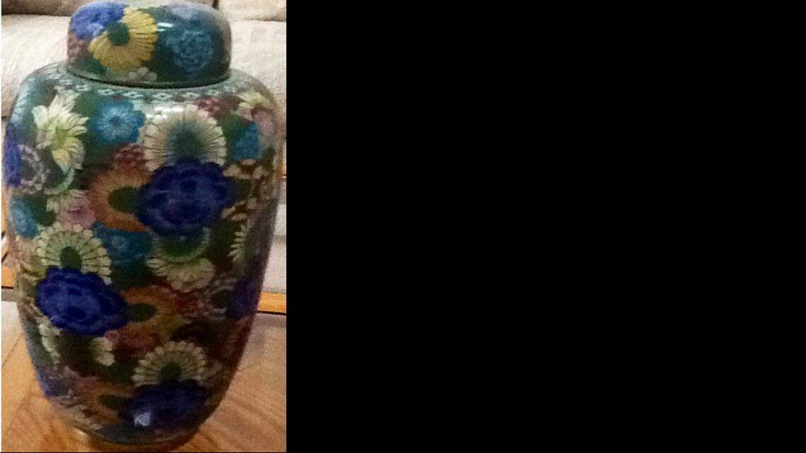 
The gold on this Chinese cloisonne is the color of the brass wires with perhaps a little gilding. 
