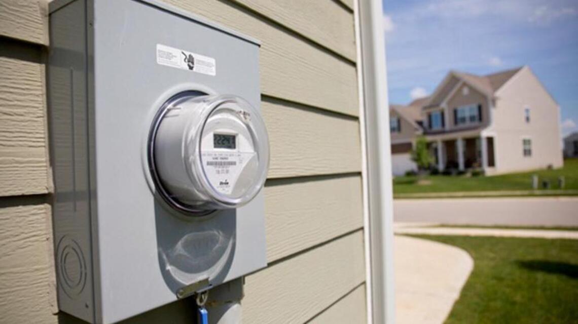 10 tips to save on your electric bill