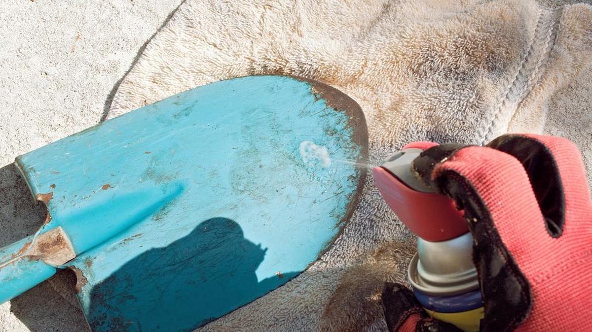 
Shovels need love too. A light coat of oil works wonders.
