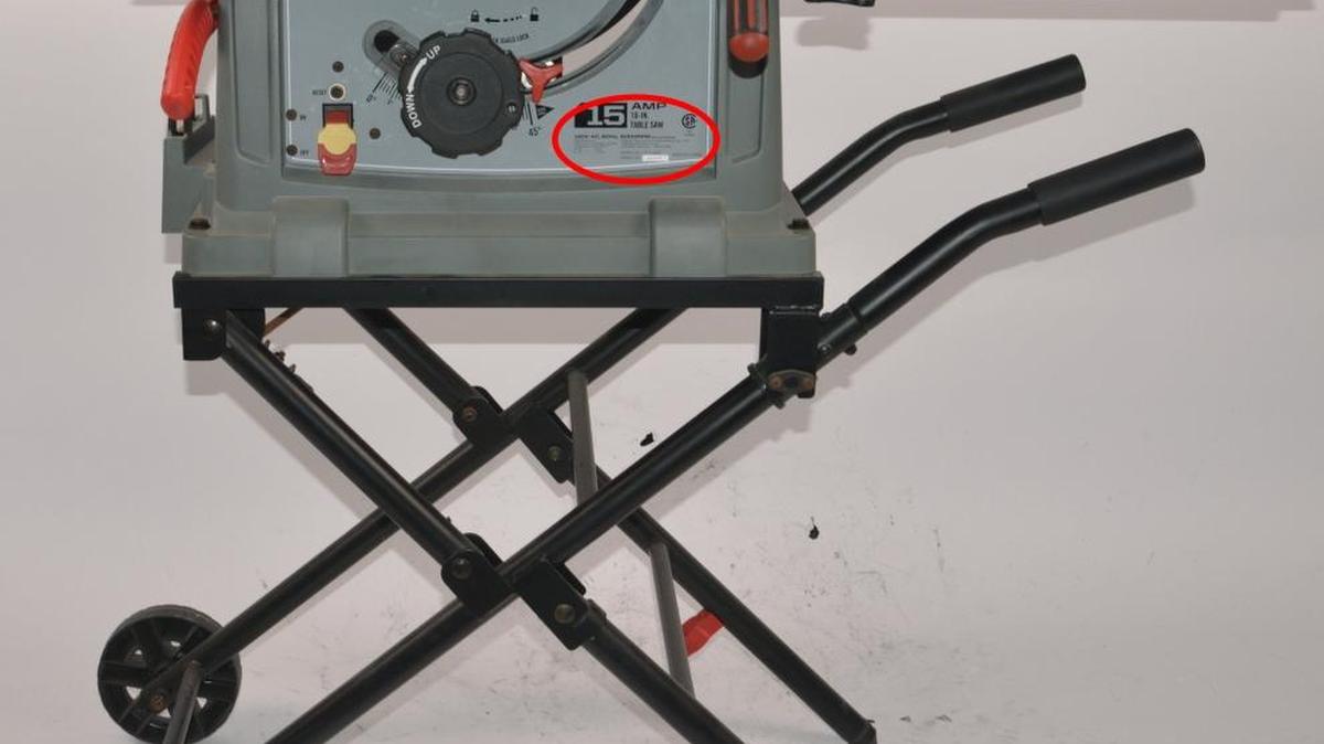 The Craftsman portable table saw’s stand can suddenly fall down on the job.