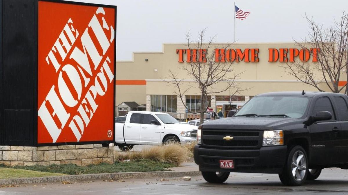 Design Solutions International recalled 64,000 Home Decorators Collection Three-Light and Four-Light Comotti Vanity Fixtures, sold exclusively at Home Depot, because the company has received 108 reports of the shades falling. At least two have caused lacerations, one causing a burn.