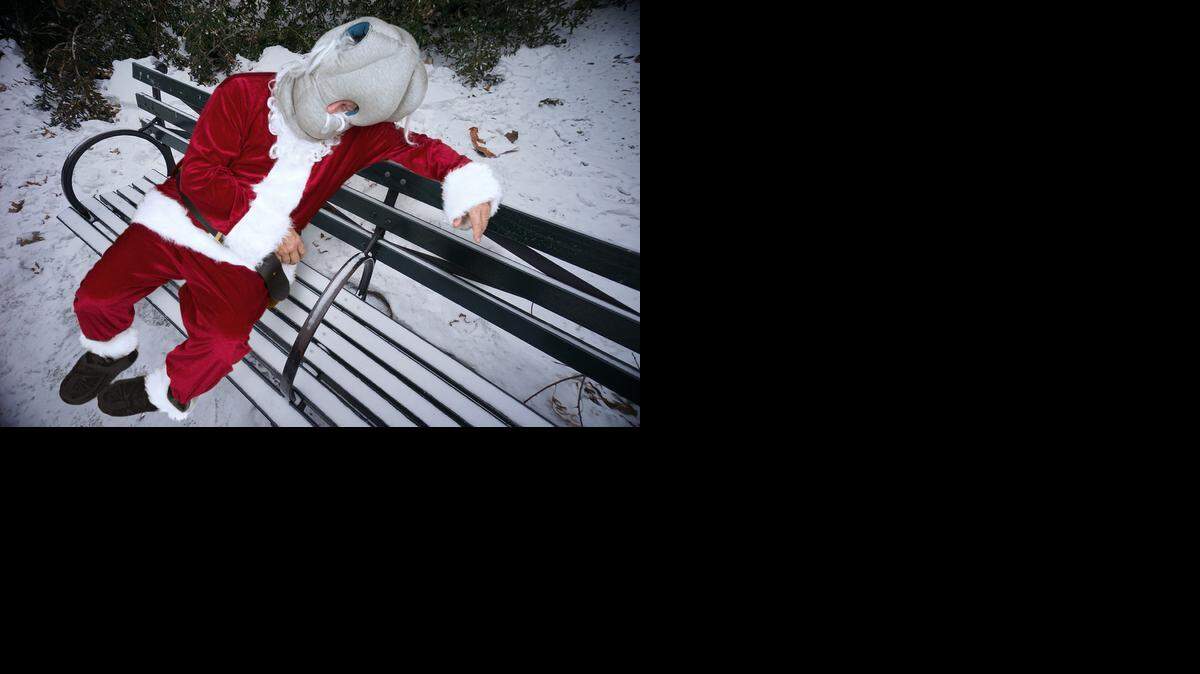 
Santa Claus wears the Grommet Ostrich Pillow.

