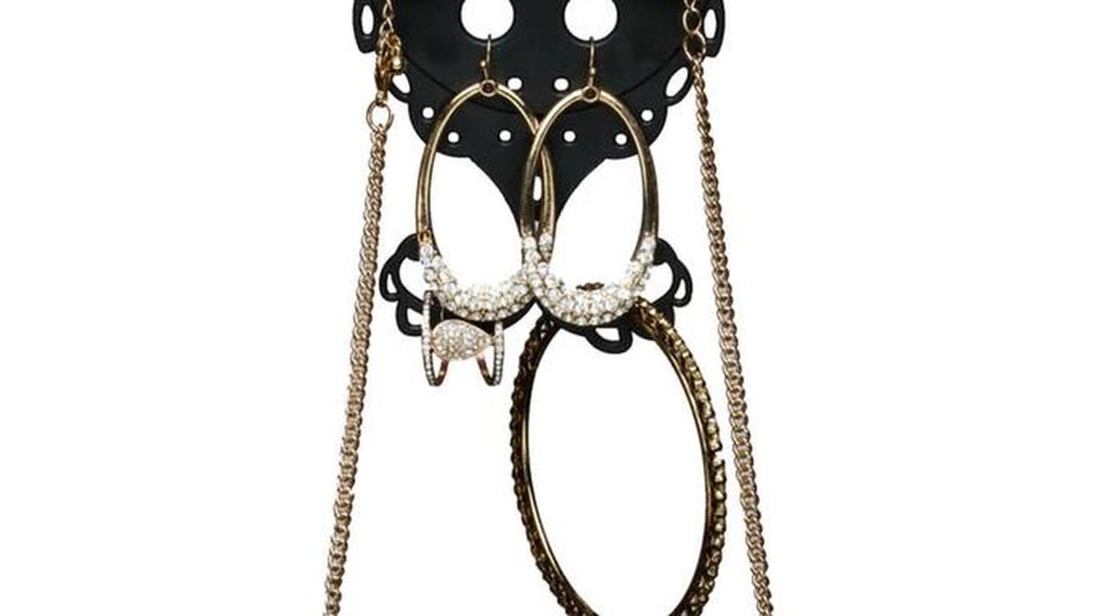 Jewelinx hanging jewelry organizer