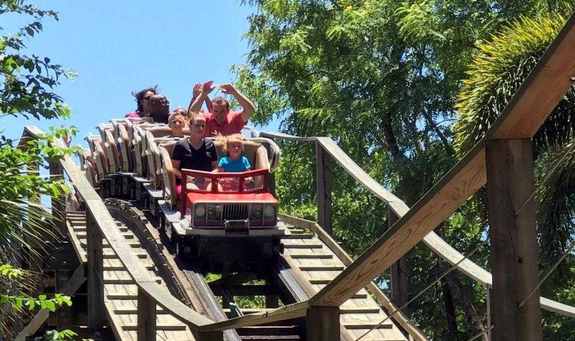 While attendance at the top 25 theme parks dipped by 1.1 percent in 2016, the world’s top 10 theme park operators saw a 3.9 percent increase at their properties, from 420 million to 437 million visitors.