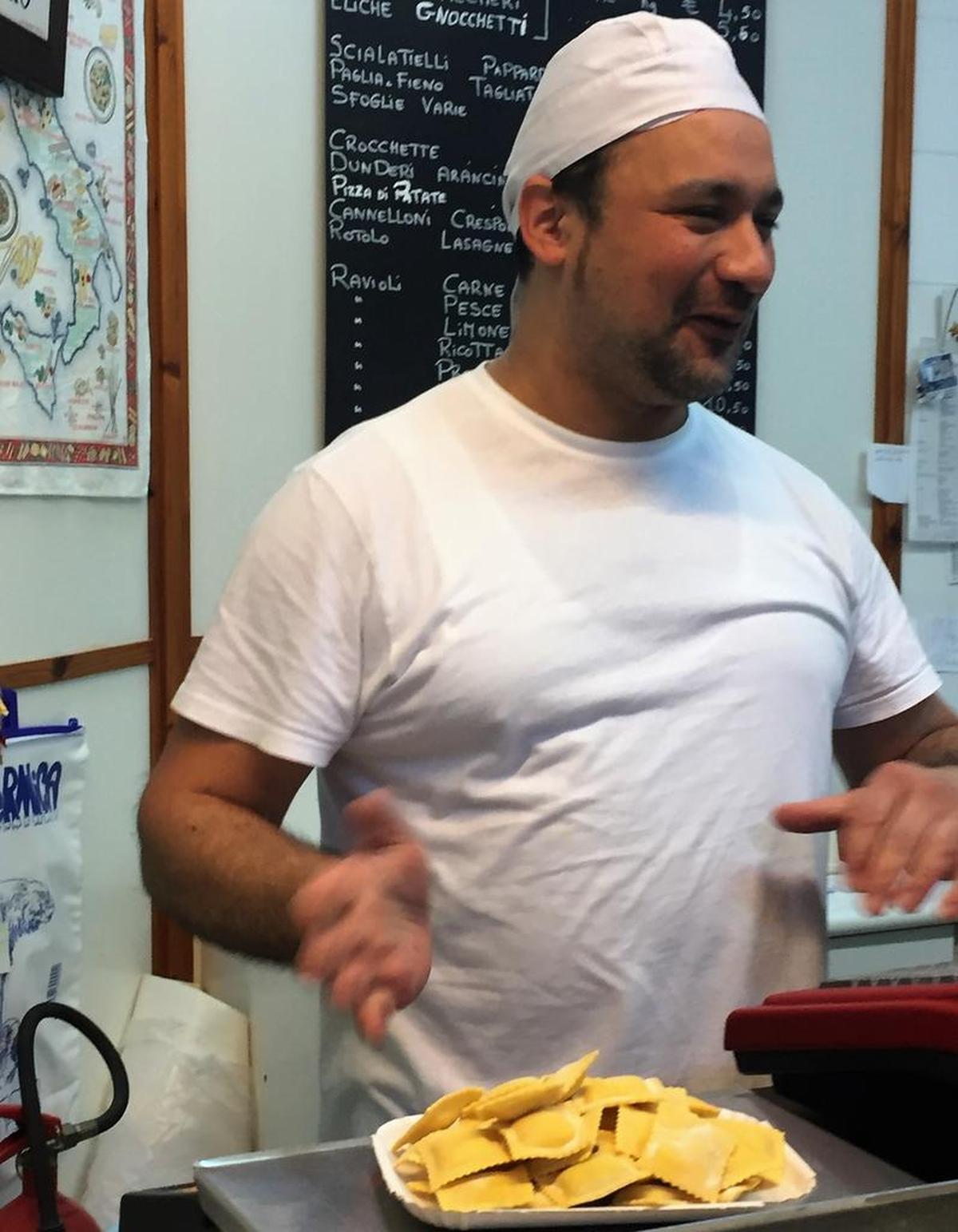 The pasta maker at Il Pastaio in Minori explains his craft