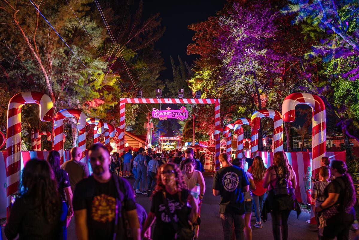 Miami’s Christmas Wonderland dazzles with fireworks, immersive light displays and the country’s largest traveling Ferris wheel.
