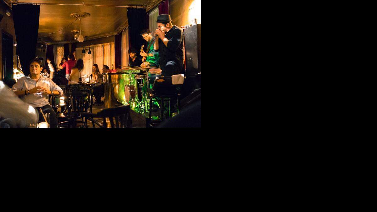 
A New Orleans funk band performed at Mutis the night we visited the Barcelona club.
