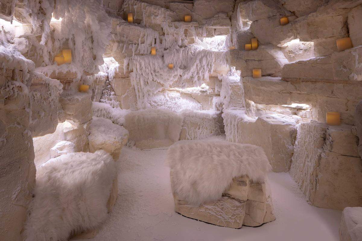The one-of-a-kind “Snow Room,” where guests can cool down in a frosted relaxation cave.