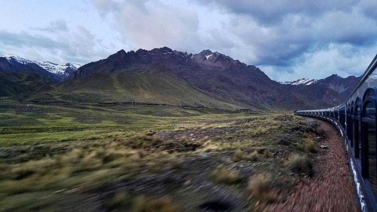 Cruising through La Raya Pass at 14,150 ft above sea level. In comparison, Mount Whitney, the highest summit in the contiguous United States, has an elevation of 14,505 feet.