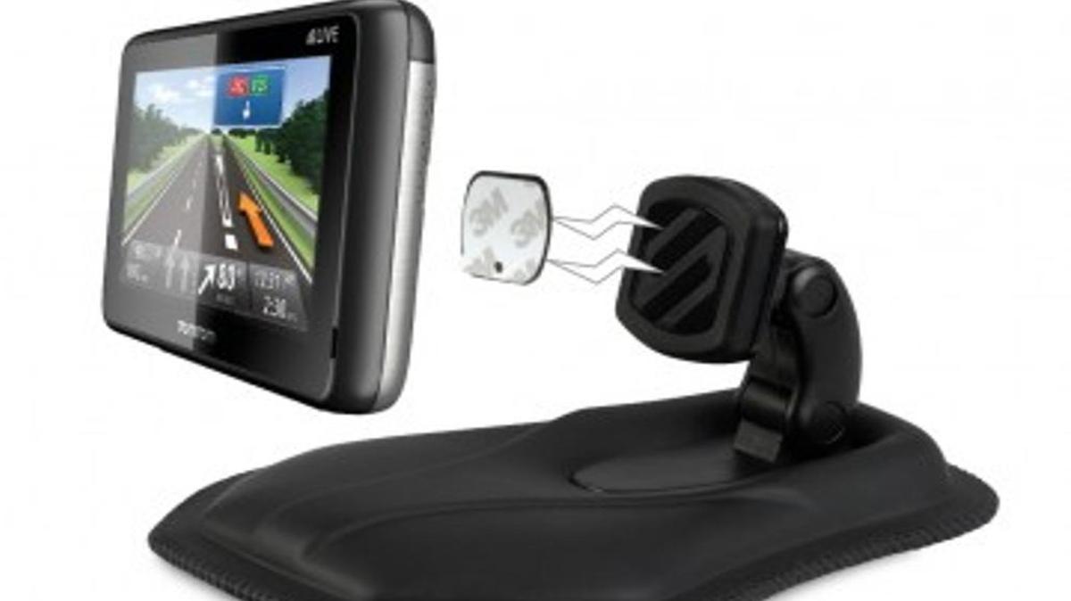 
MagicMOUNT Mat and adhesive-backed magnetic plate with GPS device.
