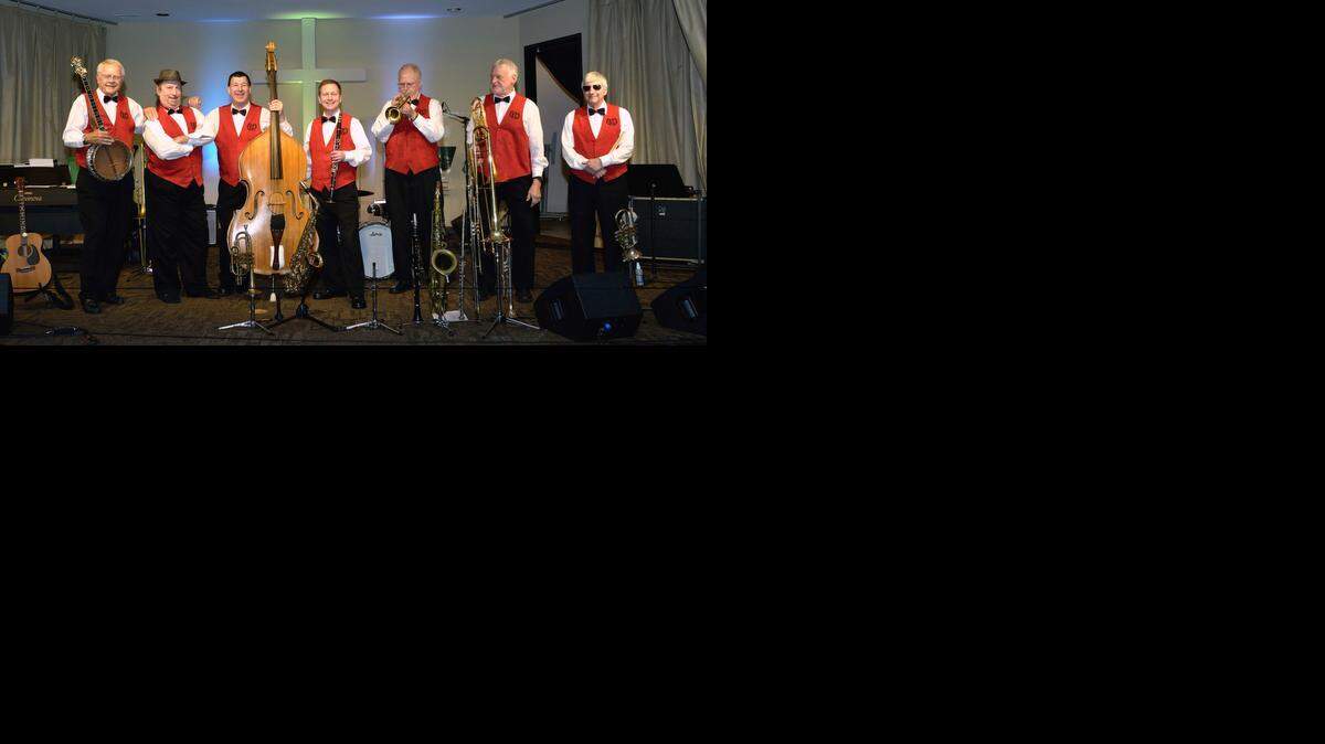 
Barbary Coast Dixieland Show Band 
