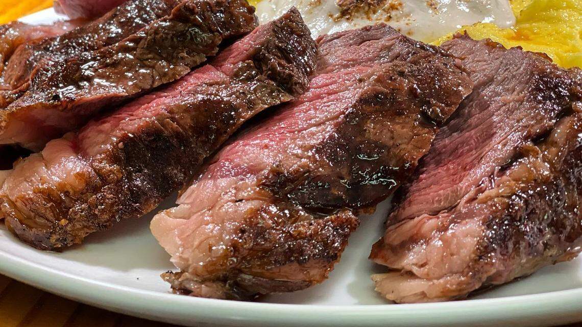 Need more churrasco and empanadas in your life? Try these Argentinian restaurants in Miami