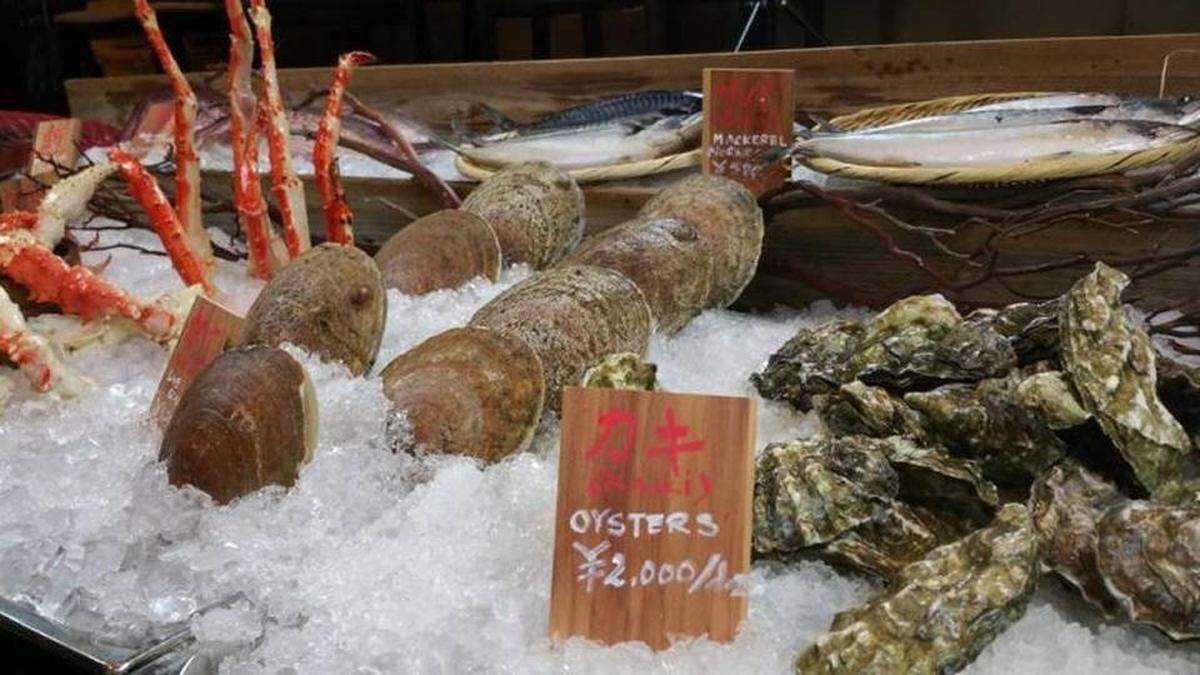 Dragonfly Izyaka &amp; Fish Market