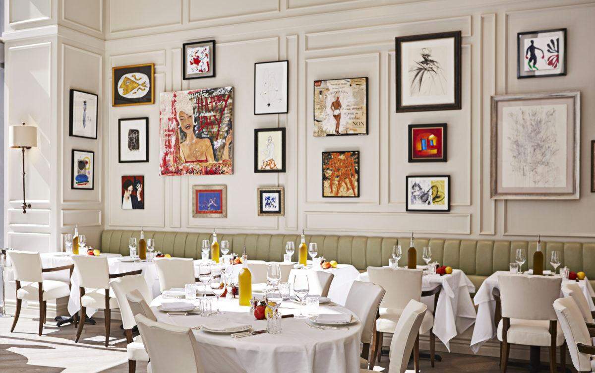 La Petite Maison is one of the prettiest restaurants you’ll ever see.