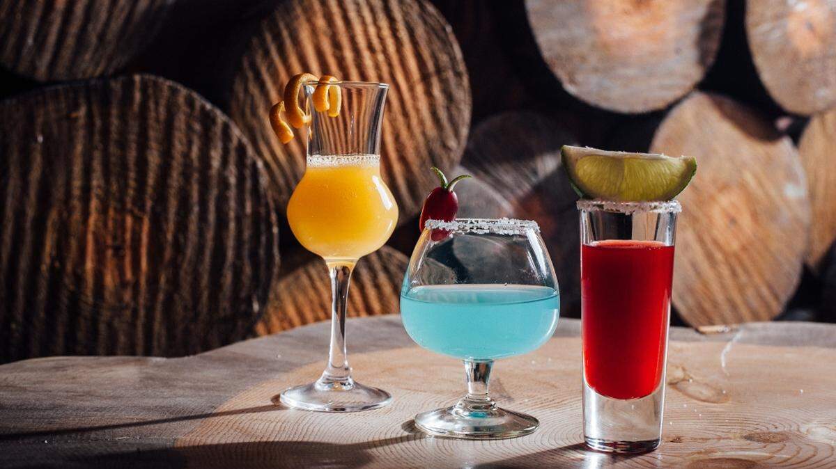Especialista en cocteles de tequila y mezcal.