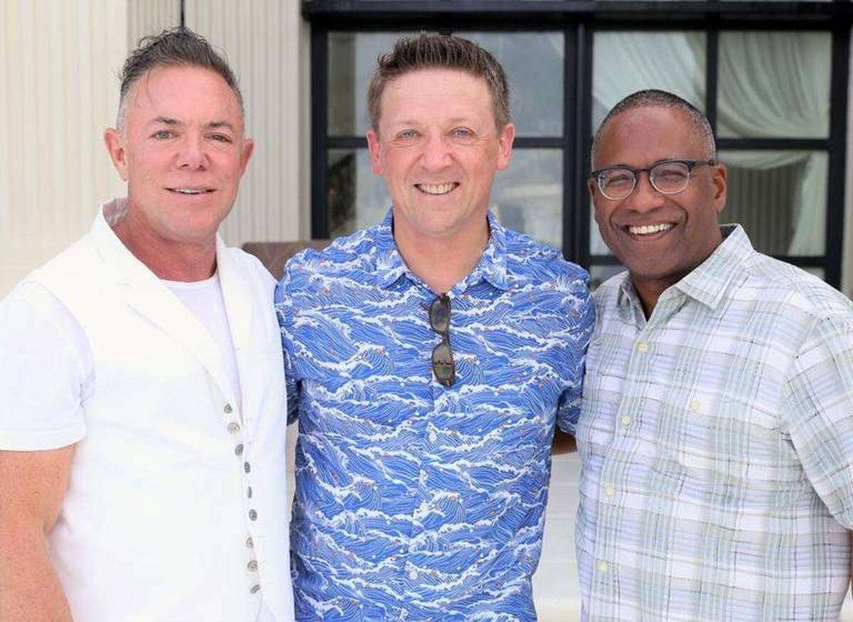 Los tres amigos, Shareef Malnik, Robert Hill y Norman Wedderburn.