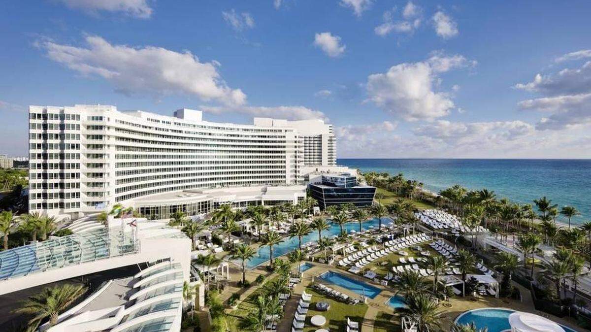 The legendary Fontainebleau makes the Forbes Recommended list.