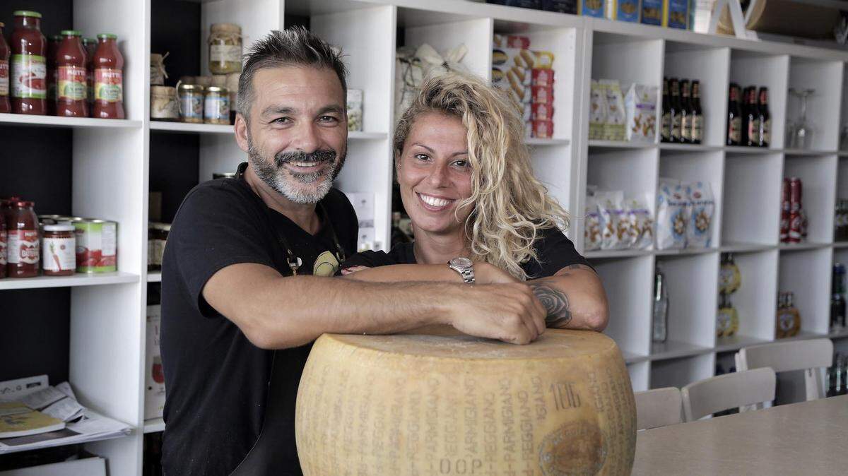 Chef Giancarlo Cacciatori y Valentina Imbrenda, propietarios de Vía Emilia 9, en Miami Beach.