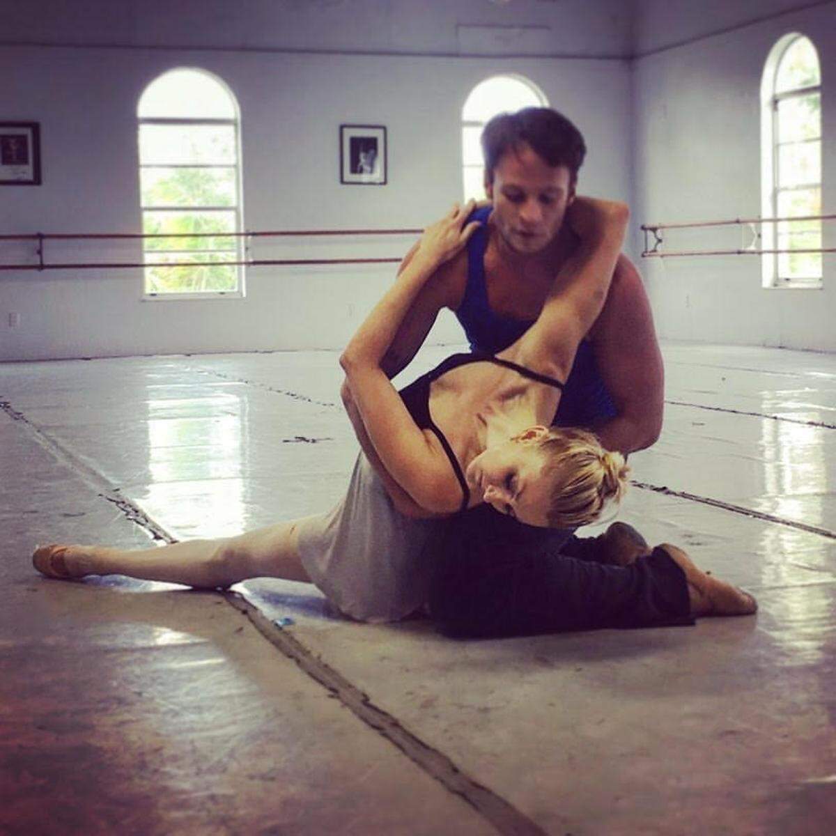 Stephan Fons y Sarah McCahill, en ‘Fiebre’.
