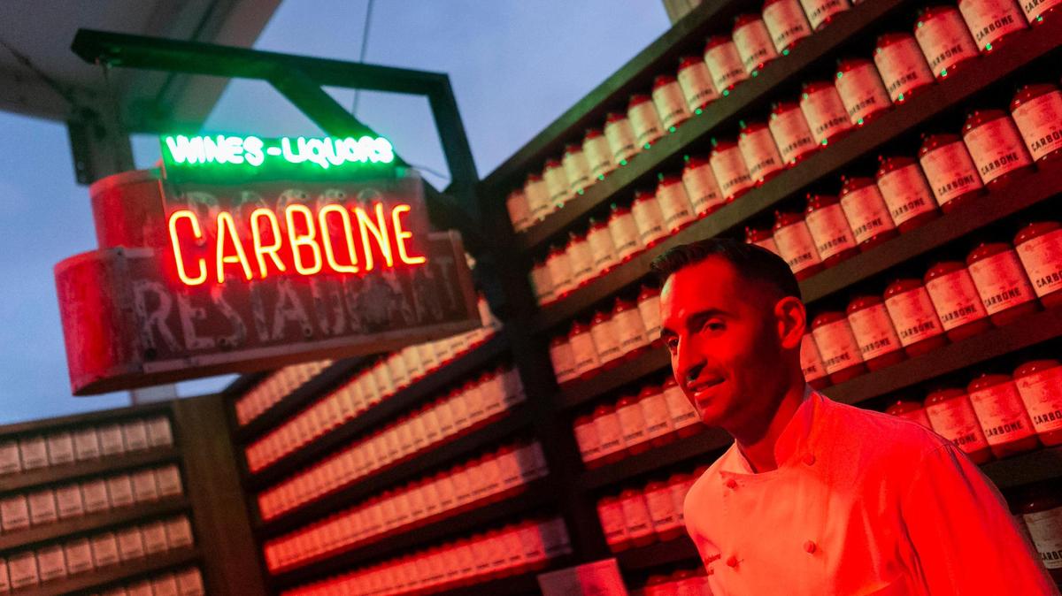 Mario Carbone