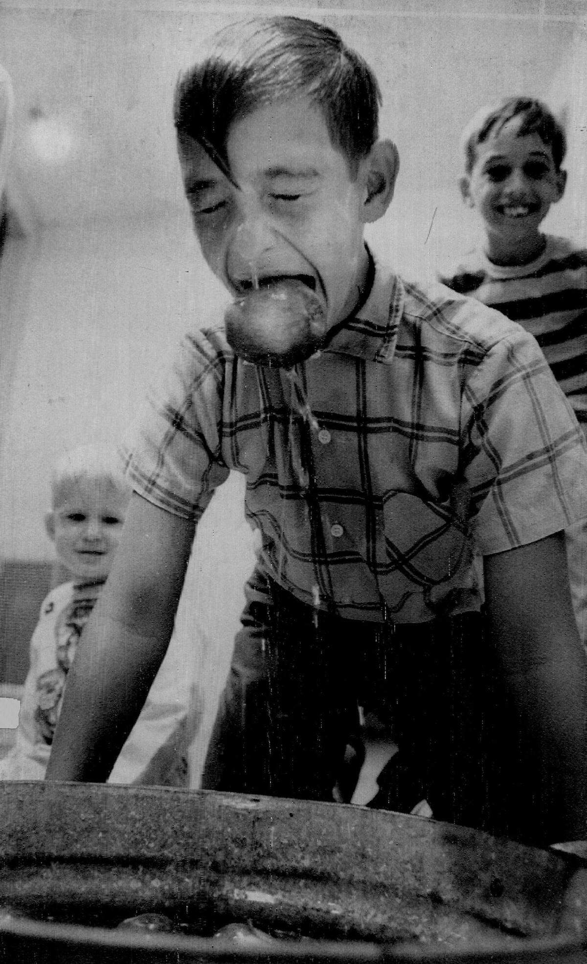1969