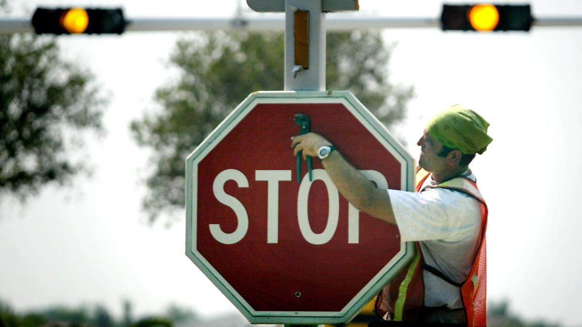 Stop sign/Miami Herald Staff