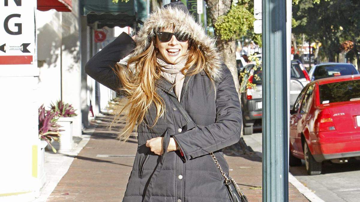This Miami resident has a way better winter coat than most of you.