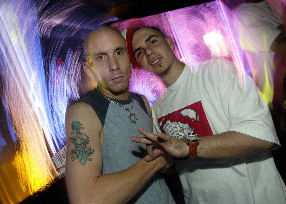 TO DADE--05/28/04--RAUL RUBIERA Miami Beach -- Florida DJ Select (CQ) hanging with rapper Pitbull