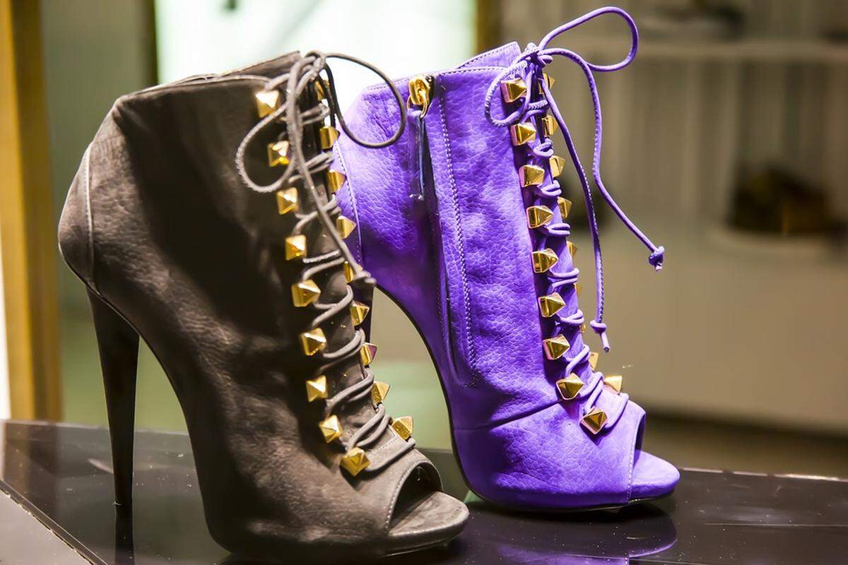 Awesome boots! But do you really want to try to navigate the raggedy ass sidewalks of Wynwood in them?