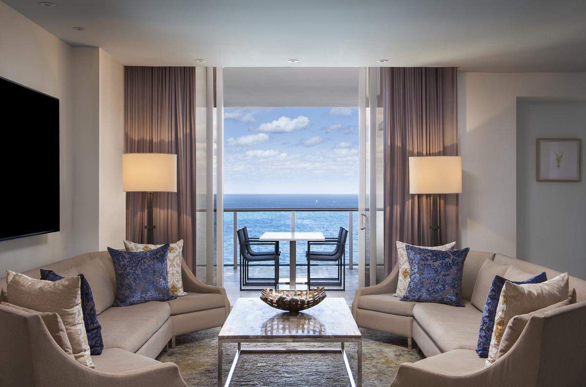 An additional sitting room inside the Sky Palace