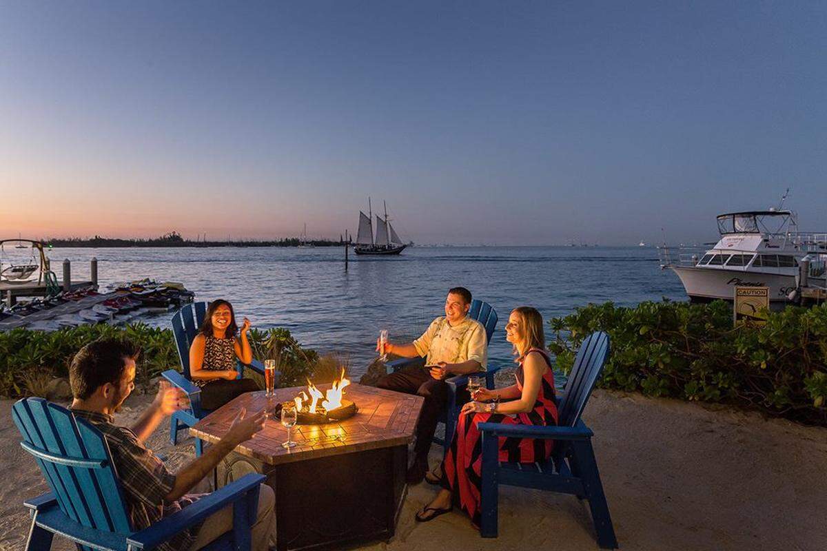 Intimate sunset celebrations at Hyatt Centric.