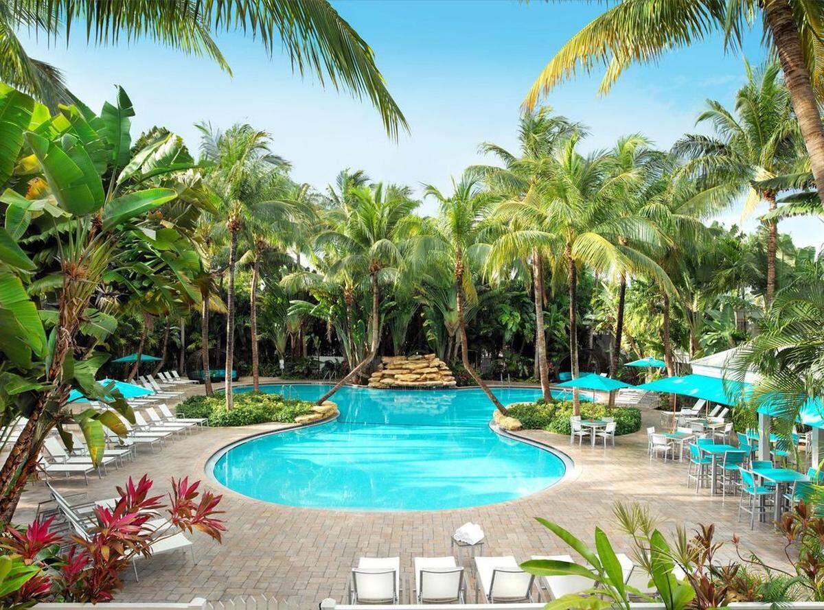 The poolscape at Havana Cabana.